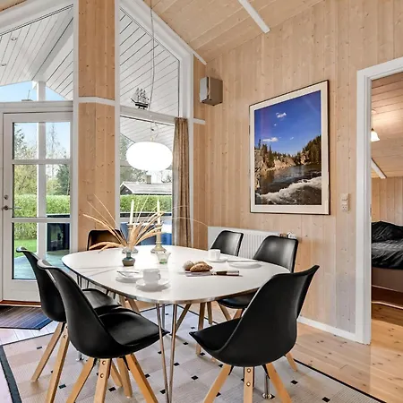 Gemütliches Haus In Hadsund Mit Sauna