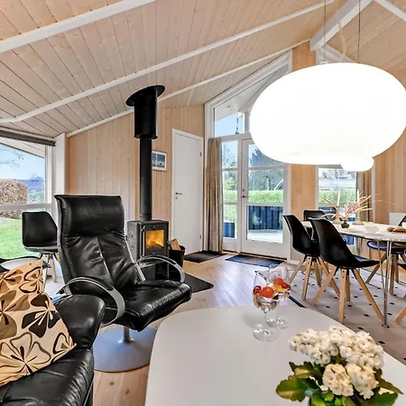 Gemütliches Haus In Hadsund Mit Sauna Hadsund